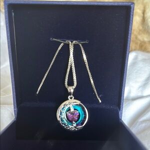 Elegant Silver and Purple Heart Pendant Necklace